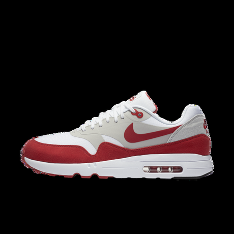 Buy Shoes From Your Favorite Brand Air Max At Discounted Rate!