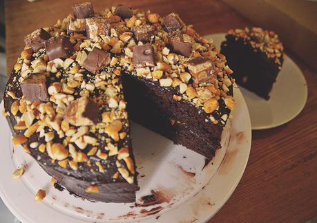 A Snickers Inspired Cake!