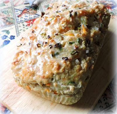 Beer Cheese & Onion Bread