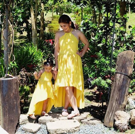 35 Pictures Show Mother Daughter Dress Twinning Is A Thing Now