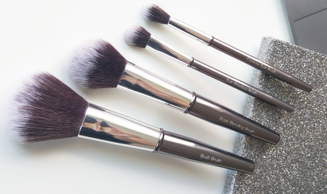 PLATINUM MAKEUP BRUSHES