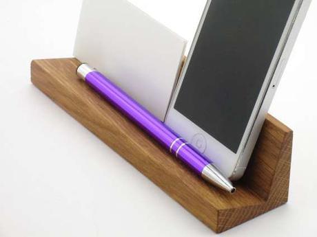 Cheap and Clever Ideas for DIY Phone Stand and Diy Tablet Stand