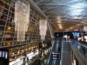 Layover in Luxury: The Best Airports for Layovers and How to Make the Most of Them3 min read