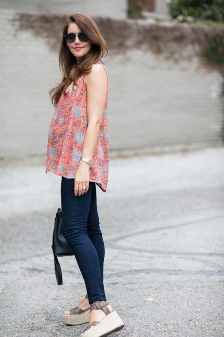 Amy Havins wears maternity clothing from the Rosie Pope for Kohl's collection.