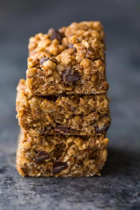 These no bake healthy snack bars are the perfect way to satisfy your sweet tooth and keep you going in the afternoon. Filled with healthier ingredients so you can feel good knowing exactly what is in your snack bar!