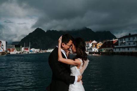 Pre-Wedding Shoot In The Amazing Lofoten Islands