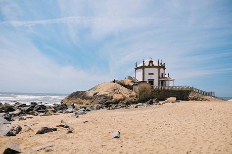 Capela do Senhor da Pedra, Miramar (Vila Nova de Gaia, Portugal)