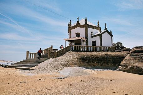 Capela do Senhor da Pedra, Miramar (Vila Nova de Gaia, Portugal)