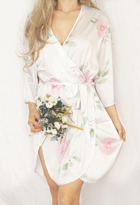 Wedding Robes ➳ The TOP 3 Stores For Affordable + Fabulous Bridesmaids Robes