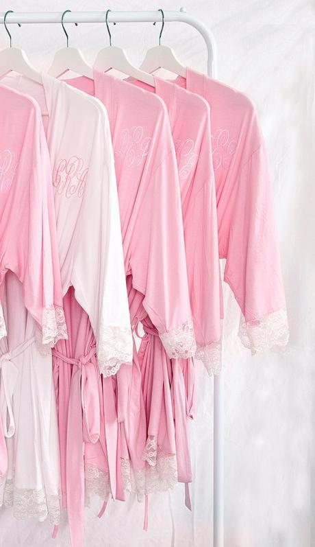 Wedding Robes ➳ The TOP 3 Stores For Affordable + Fabulous Bridesmaids Robes