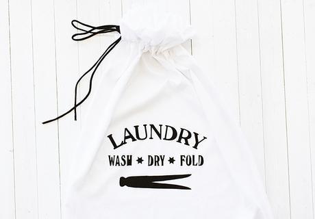 No-Sew Laundry Bag DIY