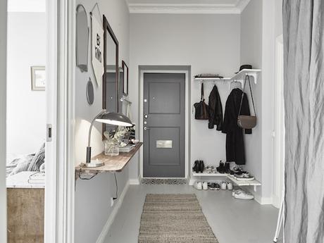 Stylish Entryway, Shoes Off At Home, Keeping Your Home Clean, Take Off Your Shoes at the door