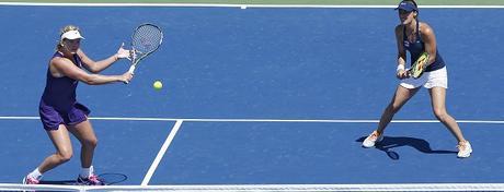 A Staggered Formation Or Both Up At Net? That Is The Question In Doubles Tennis