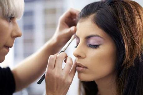 Don’t Be A Damsel In Distress! Here Is Your Skin Rejuvenation Secret Whose Result Will Leave You Wonder Struck!!