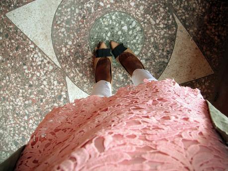 Off Duty Style //  Pink Long Sleeve Lace Dress