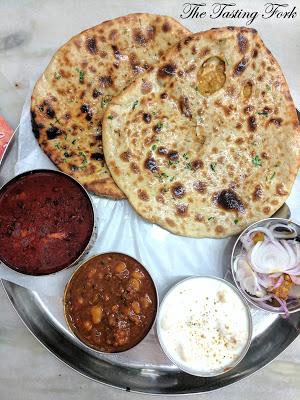 8 Delicious Places In Amritsar You Cannot Miss Eating At!