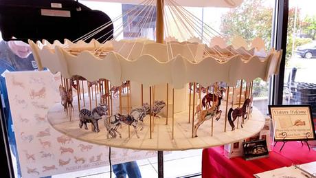 albany-carousel-model