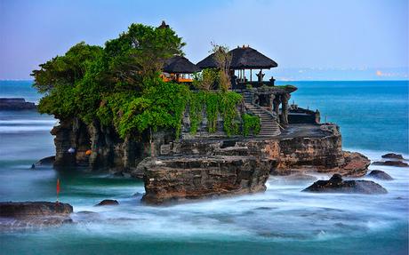Why Bali Is One of the Top Tourist Destinations for Couples?