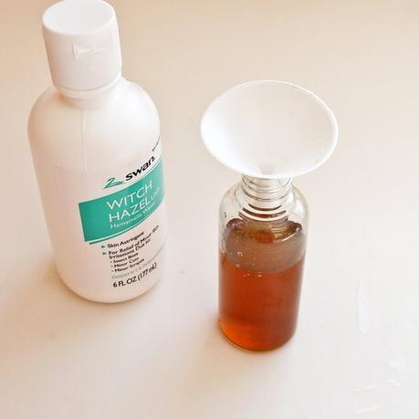 Here’s A “Scent-sational” DIY All-Natural Bug Spray To Keep Those Pesky Mosquitoes Away!