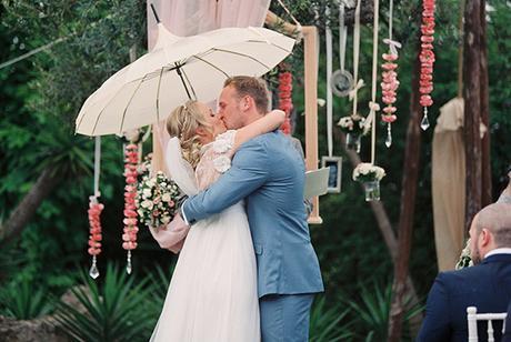Beautiful destination wedding with pastel colors | Gemma & Sean destination-wedding-pastel-colors-26