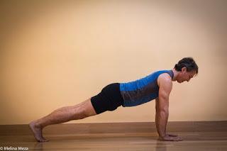 Plank Pose vs. Sit-Ups for Core Strength