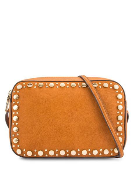 A Women Bag Is Desirable For Her As it A Unique Outward Statement Of Women’s Status!