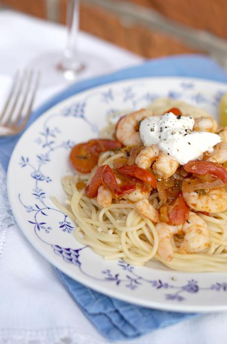 A simple prawn and cherry tomato pasta