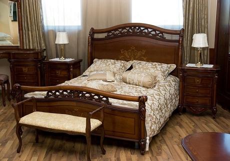 Make your Home More Beautiful with Antique Furniture