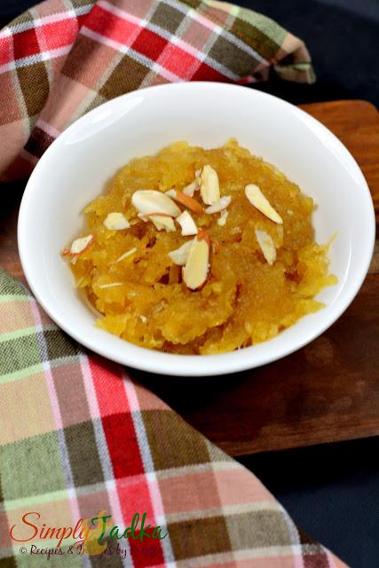 Apple Halwa | Indian Apple Pudding Recipe