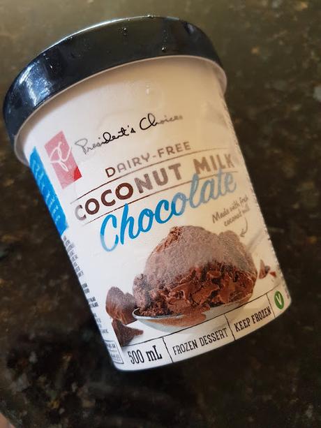 President's Choice Dairy-Free Coconut Milk Chocolate Frozen Dessert {Review}