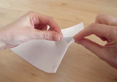 How-Tuesday: Fabric Scrap Envelopes