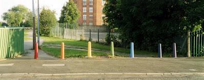 West Tenter Street E1 and a little 'Boll-art'...