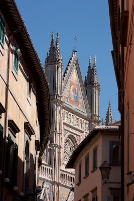 Orvieto - a castle on the clouds