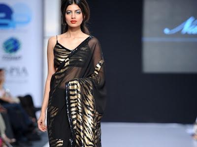 Karachi Fashion Week ShowCase 2012 Pictures Gallery