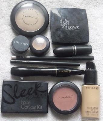 Whats In My Make-Up Bag?