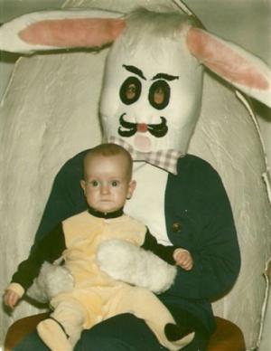 13 Awful Easter Bunny Family Photos