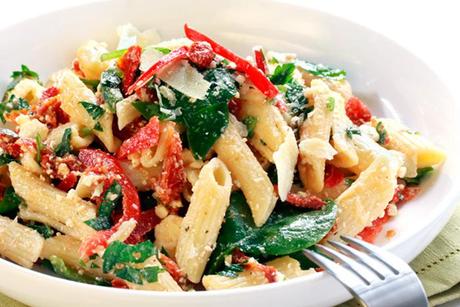 MOKAPINK-Red-peppers-pasta-salad