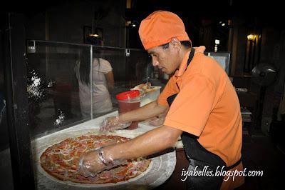 Calda Pizza in Bacolod