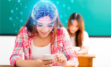 Texting on Smartphones Muddling Teen’s Brain Functions