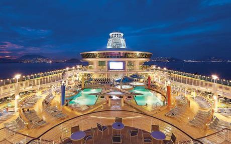 Make Your Vacation This Summer Sea-borne With These Luxurious Cruises