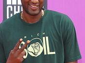 Lamar Odom Offers Advice Kardashian “stay Strong First!”