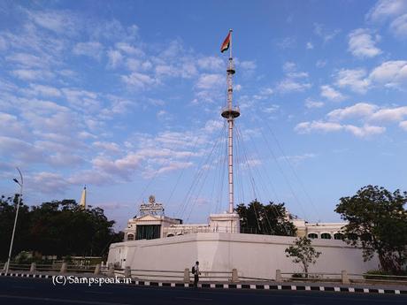 imposing National flag and tall flagmast at Fort St George ~ Sri Bashyam Iyengar @ Arya's bravery