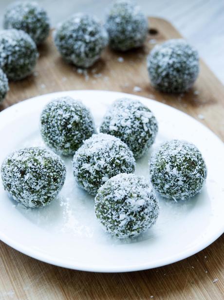 Raw Matcha Energy Balls