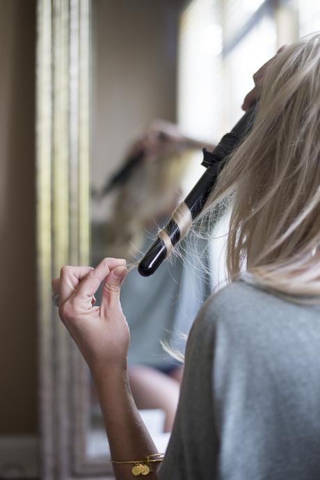 How to get perfect everyday curls Want to know the secret to perfect everyday curls? It's not as hard as you think!