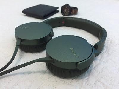 Sony Extra Bass MDR-XB550AP Headset 