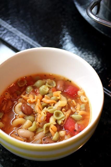 Easy Vegetable Soup with Beans and Pasta