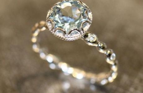 How To Buy An Engagement Ring
