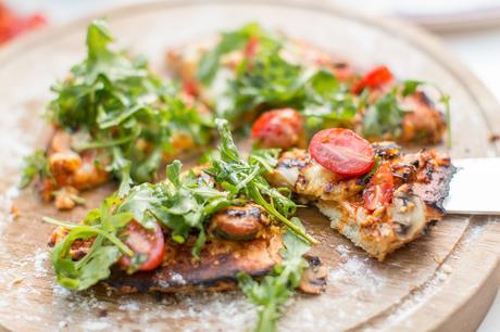 Fitness On Toast Faya Blog Girl Healthy Recipe Amazon Pizza Oven Linwoods Crockery Picnic Summer Campaign Healthy Pizza Food Ideal Dinner Summery-2