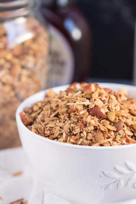 How to Make Pecan & Maple Granola in a Slow Cooker