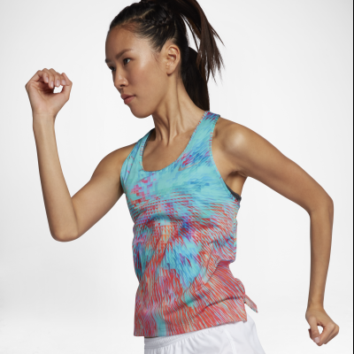 Check Out Some Of The Cool Women’s Nike Sports Wear Tops!
